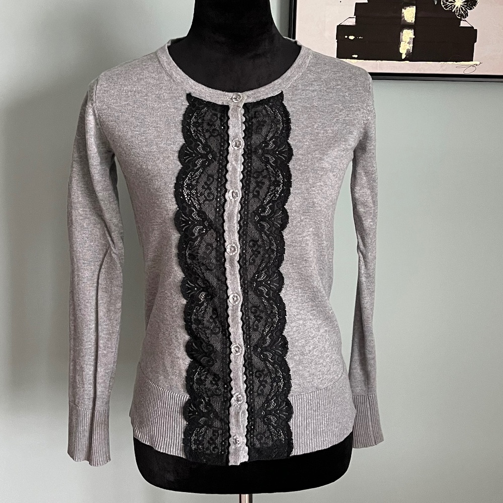 Girls/Women’s Cherokee Black Lace Front Gray Button Up Cardigan 14/16/S